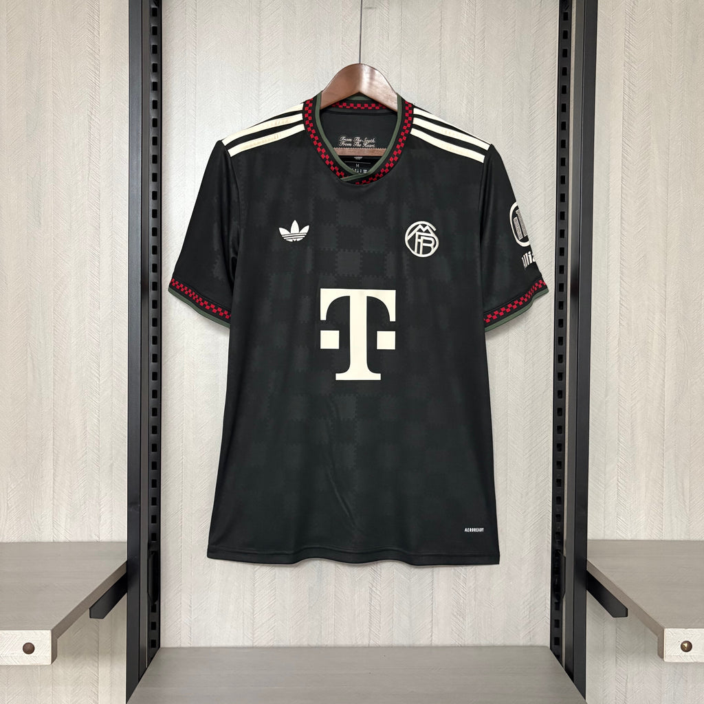 Bayern de Munique III 25/26 Torcedor