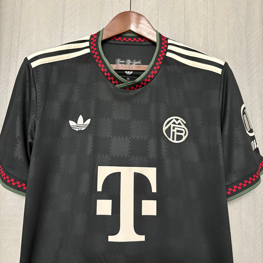 Bayern de Munique III 25/26 Torcedor
