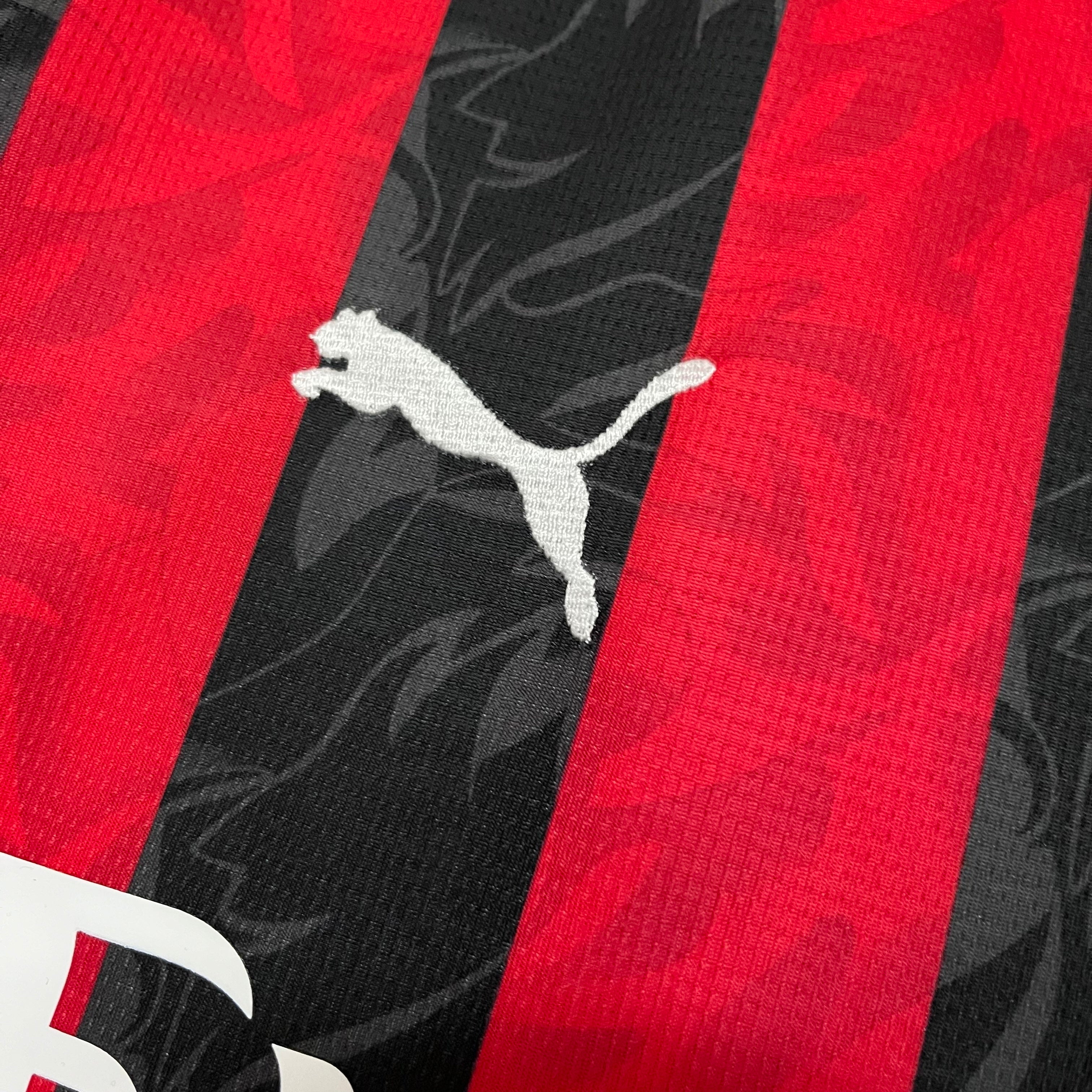 Milan I 25/26 Torcedor